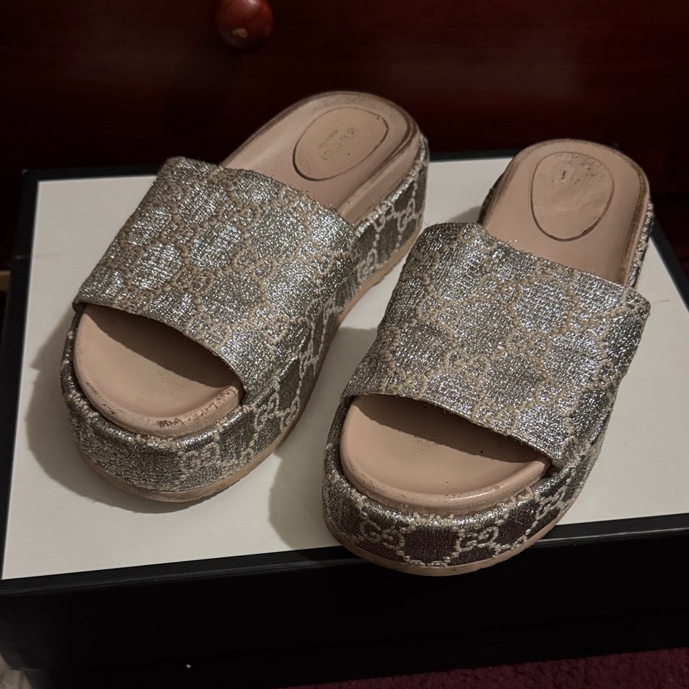 Gucci Heritage GG Lame Platform Slides